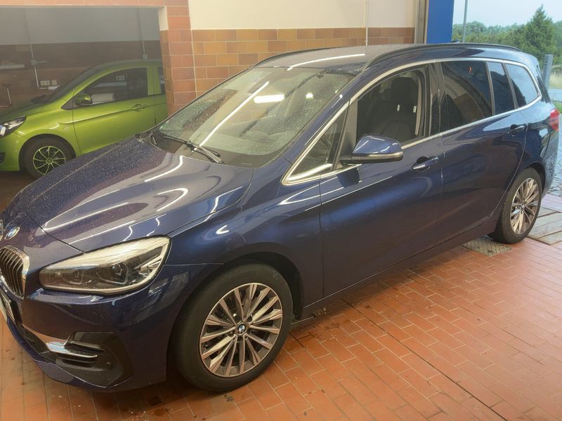 BMW 2er 218d Gran Tourer xDrive Luxury Line 2020 – снимка 1