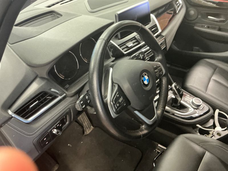 BMW 2er 218d Gran Tourer xDrive Luxury Line 2020 – снимка 29