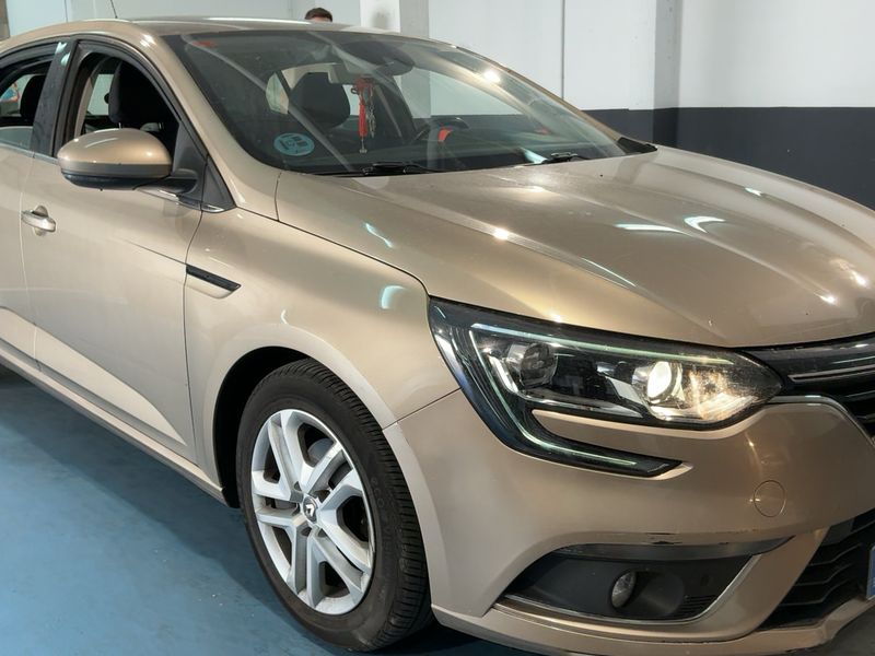 Renault Megane 1.5 dCi Energy Zen 2018 – снимка 12