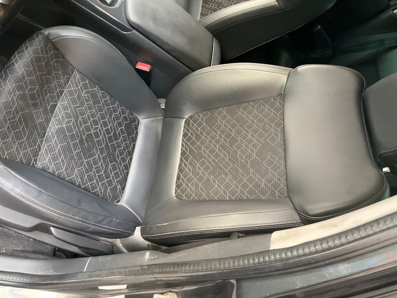 Peugeot 3008 1.6 Blue-HDi Allure 2016 – снимка 31