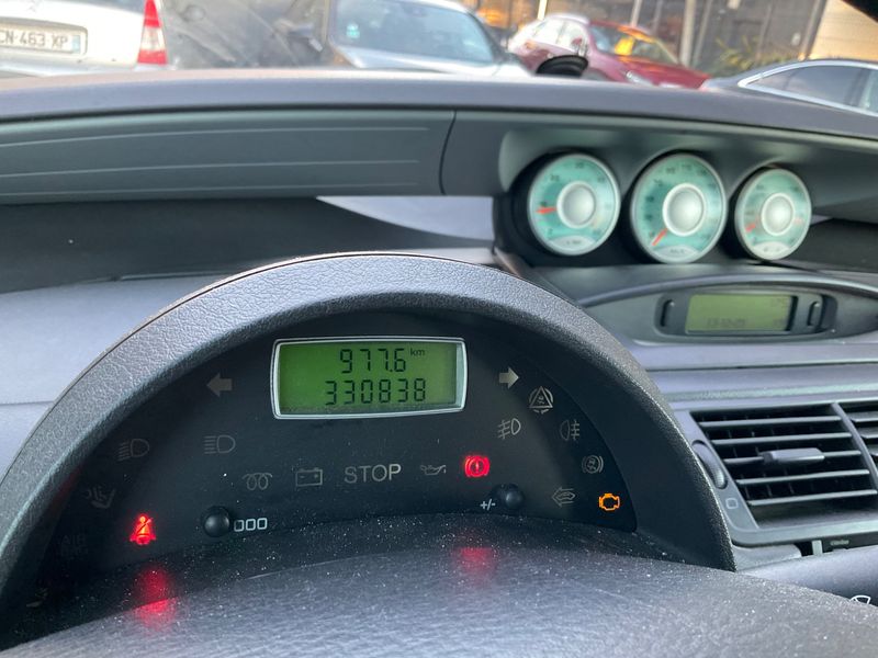 Peugeot 807 2.2 HDi ST 2003 – снимка 4