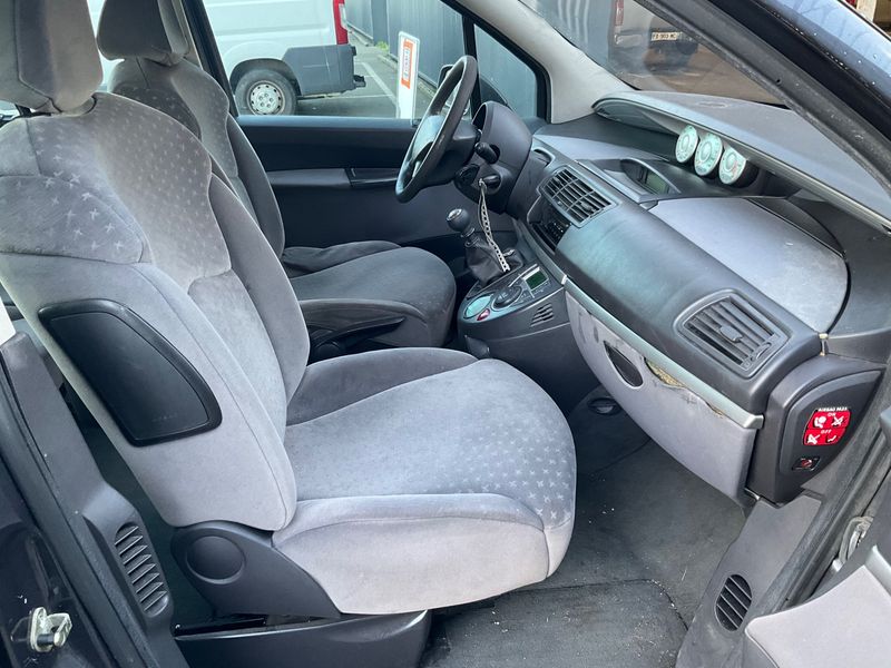 Peugeot 807 2.2 HDi ST 2003 – снимка 3