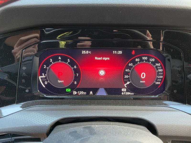 Volkswagen Golf VIII 2.0 TSI GTI Clubsport 2021 – снимка 19