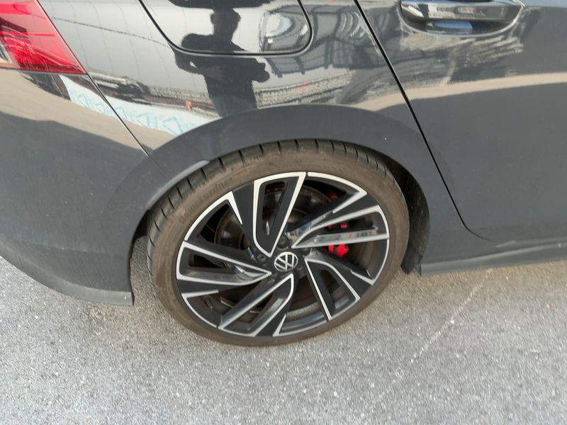 Volkswagen Golf VIII 2.0 TSI GTI Clubsport 2021 – снимка 9