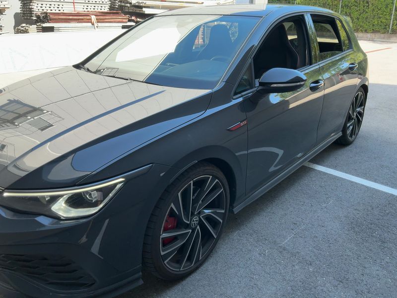 Volkswagen Golf VIII 2.0 TSI GTI Clubsport 2021 – снимка 2