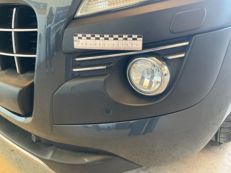 Peugeot 3008 1.6 HDi Féline 2012 – снимка 26