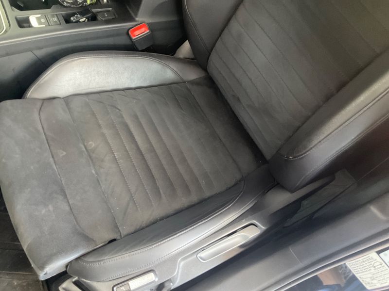 Volkswagen Passat 2.0 TDI Highline BlueMotion Tech 2018 – снимка 30