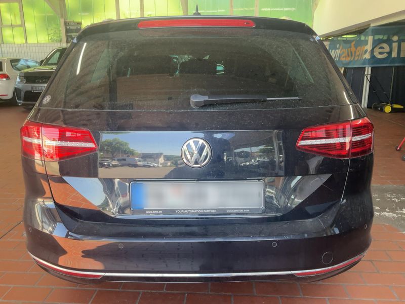 Volkswagen Passat 2.0 TDI Highline BlueMotion Tech 2018 – снимка 7