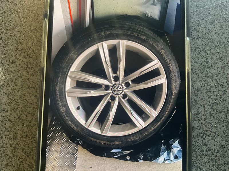 Volkswagen Passat 2.0 TDI Highline BlueMotion Tech 2018 – снимка 15