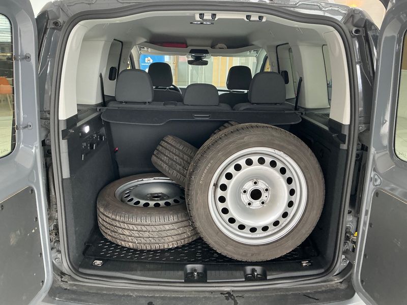 Volkswagen Caddy 2.0 TDI 2022 – снимка 15