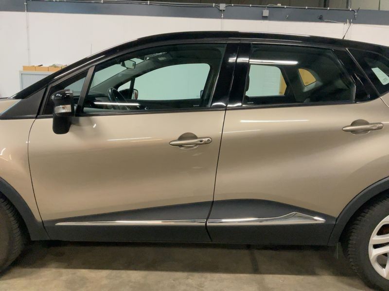 Renault Captur 1.2 TCe Zen 2014 – снимка 4