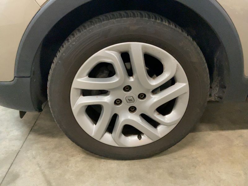 Renault Captur 1.2 TCe Zen 2014 – снимка 3