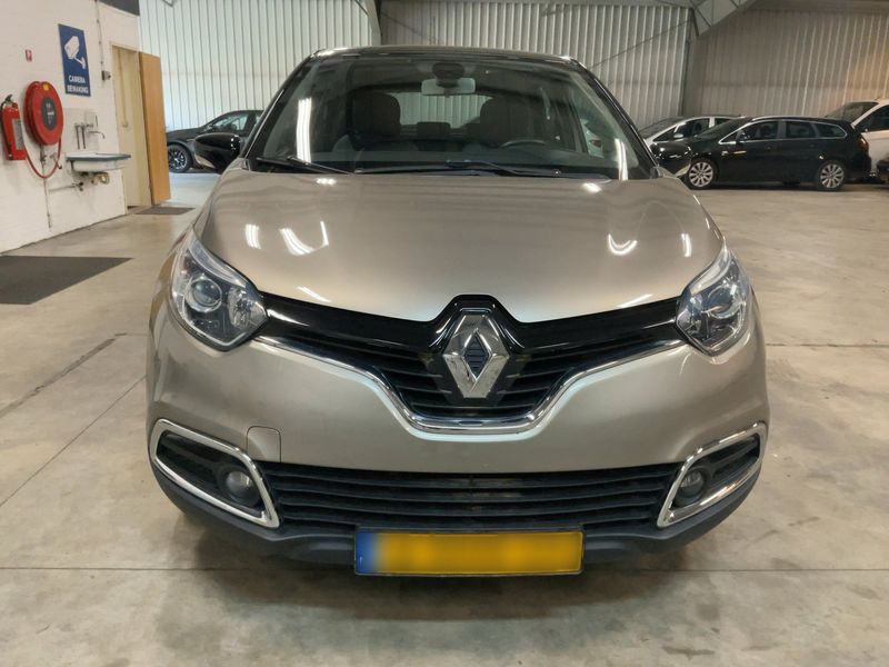 Renault Captur 1.2 TCe Zen 2014 – снимка 14