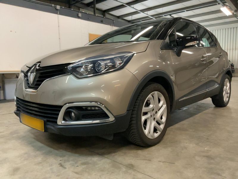 Renault Captur 1.2 TCe Zen 2014 – снимка 2