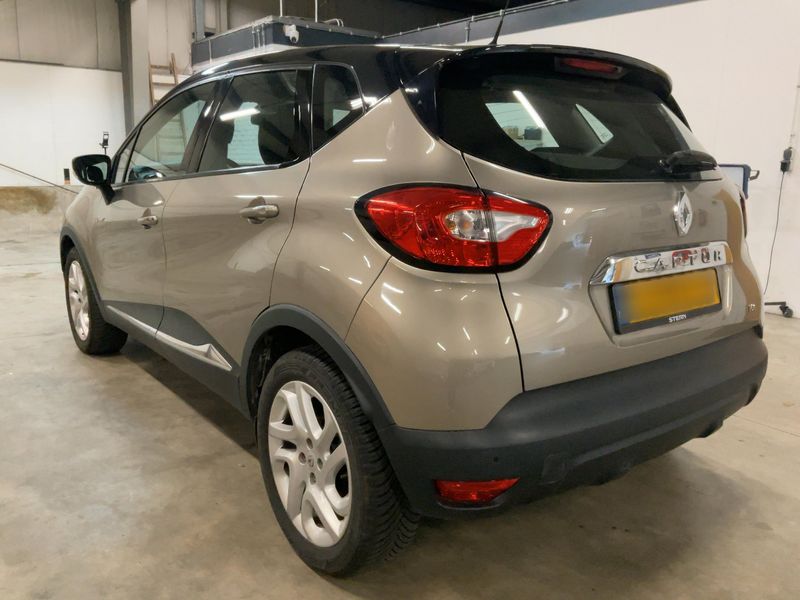 Renault Captur 1.2 TCe Zen 2014 – снимка 6