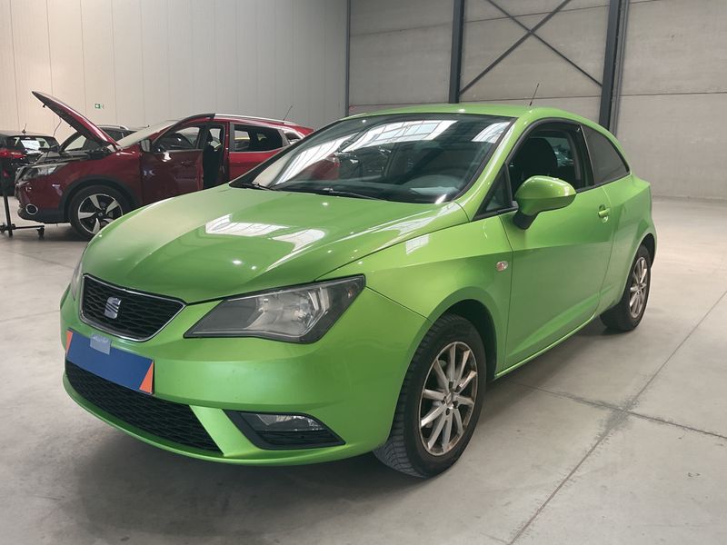 Seat Ibiza 1.6 TDI Stylance / Style 2013 – снимка 1