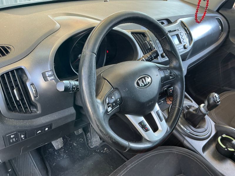 Kia Sportage 1.7 CRDi Premium 2WD 2014 – снимка 27