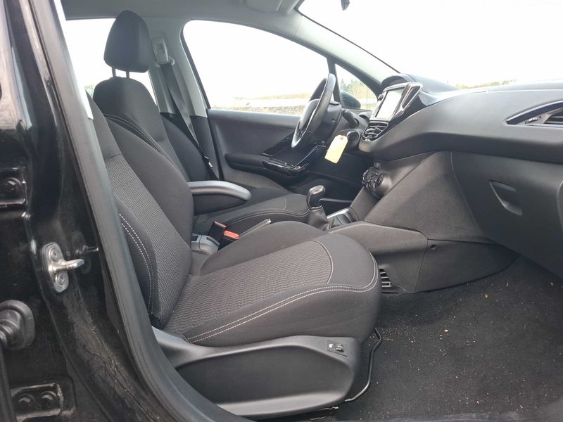 Peugeot 208 1.2 e-VTi Active 2018 – снимка 10