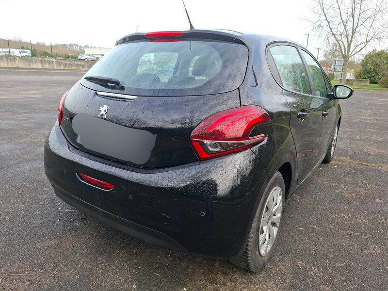 Peugeot 208 1.2 e-VTi Active 2018 – снимка 5