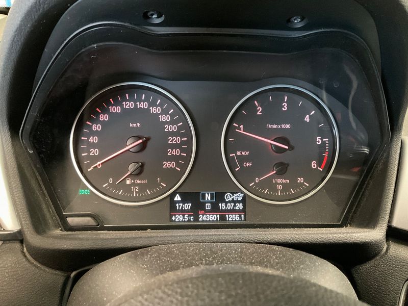 BMW X1 sDrive 18d Lounge 2017 – снимка 18
