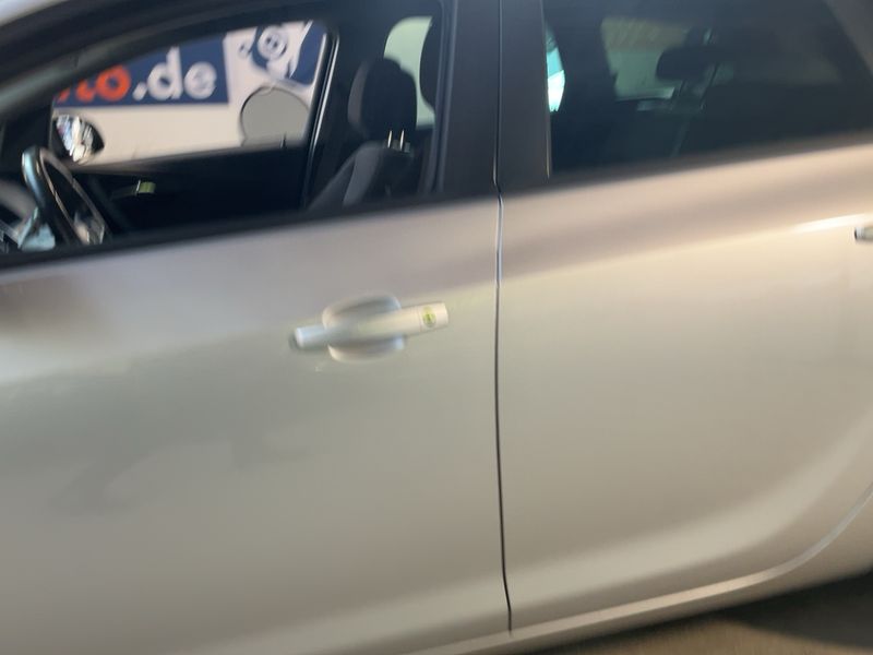 Opel Astra 1.6 CDTI DPF Style 2015 – снимка 4