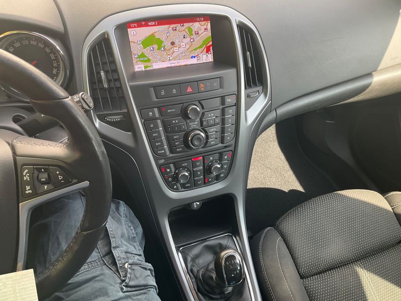 Opel Astra 1.6 CDTI DPF Style 2015 – снимка 12