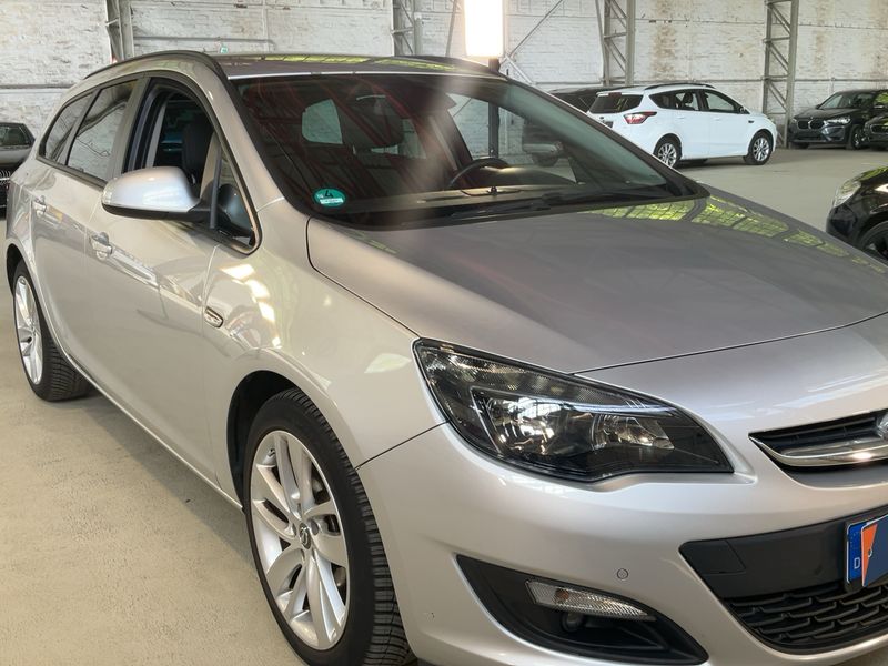 Opel Astra 1.6 CDTI DPF Style 2015 – снимка 8