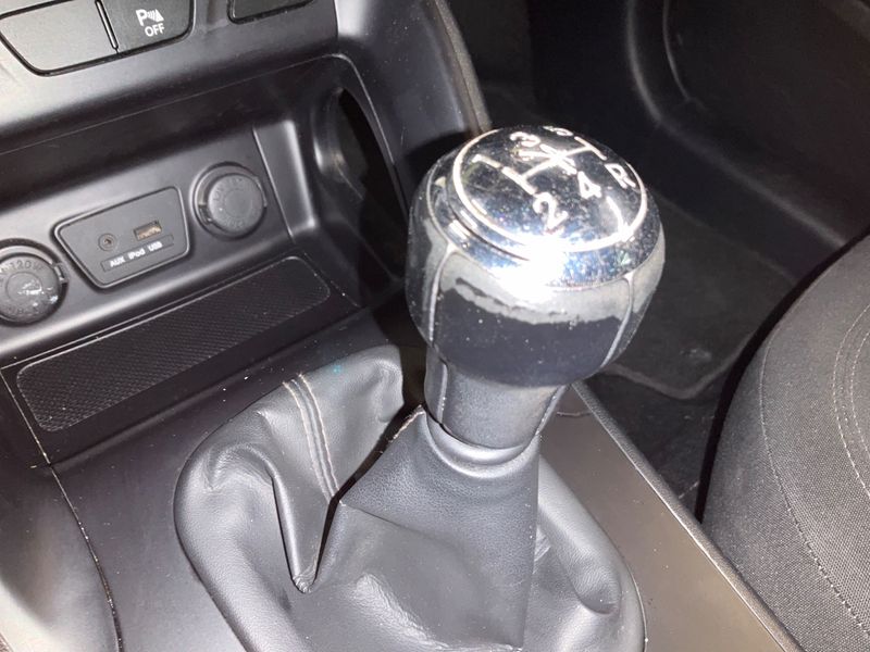 Hyundai ix35 2.0 Comfort AWD 2013 – снимка 37