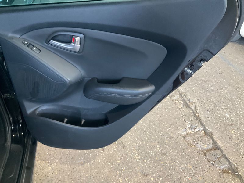 Hyundai ix35 2.0 Comfort AWD 2013 – снимка 29