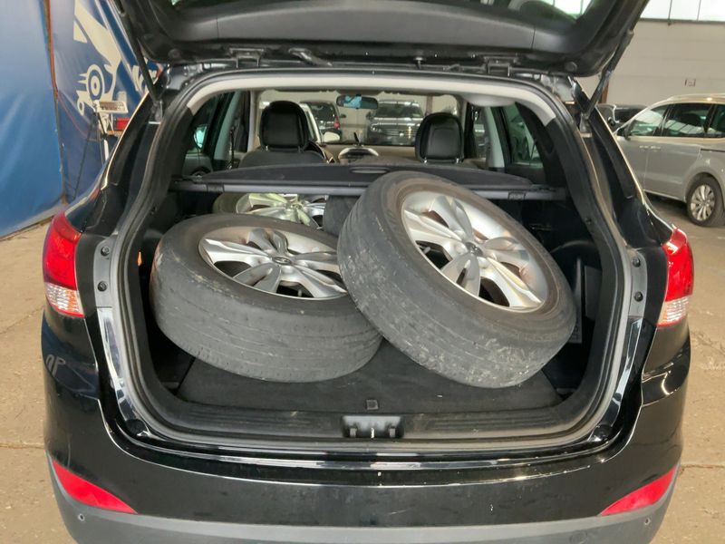 Hyundai ix35 2.0 Comfort AWD 2013 – снимка 16