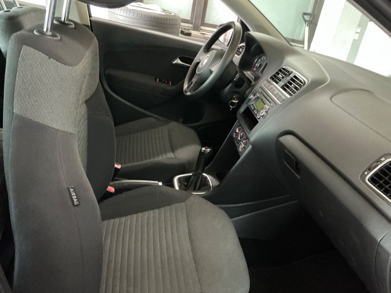 Volkswagen Polo 1.4 FSI Comfortline 2010 – снимка 3