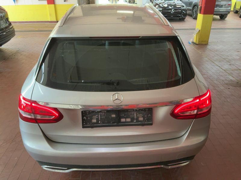 Mercedes-Benz C-Klasse C 180 CGI T 2015 – снимка 7