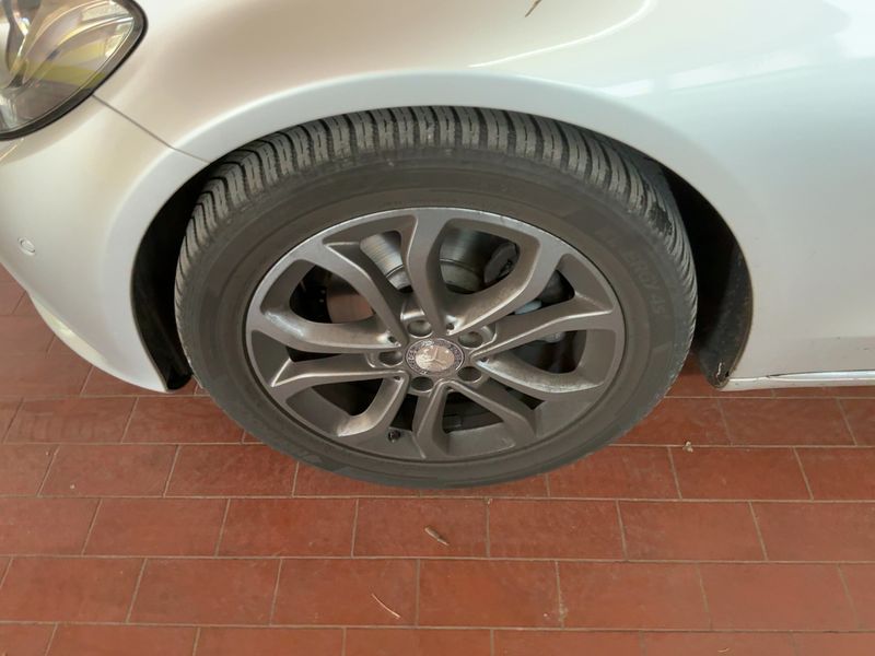 Mercedes-Benz C-Klasse C 180 CGI T 2015 – снимка 3