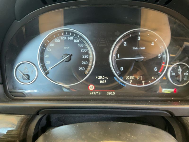 BMW 5er 525d xDrive 2014 – снимка 13