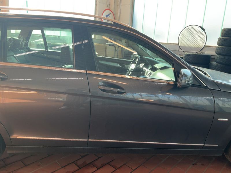 Mercedes-Benz C-Klasse C 200 CDI T Avantgarde 2008 – снимка 7