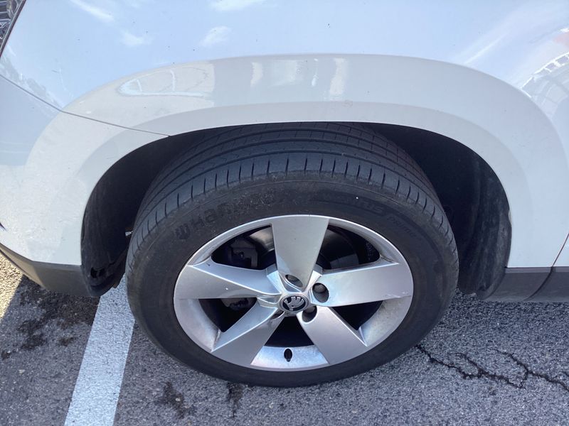 Skoda Karoq 1.5 TSI ACT Ambition 2019 – снимка 3