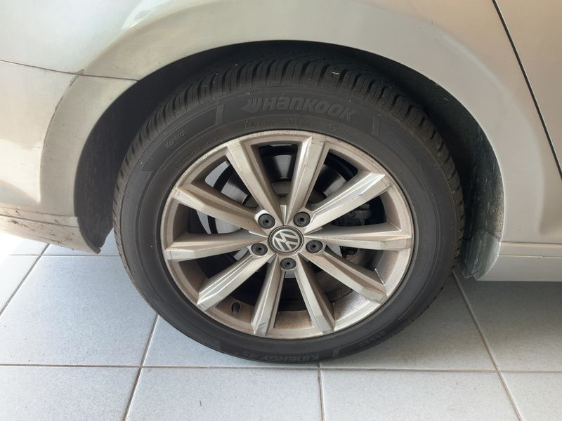Volkswagen Passat 2.0 TDI Business Line BlueMotion Tech 2015 – снимка 9