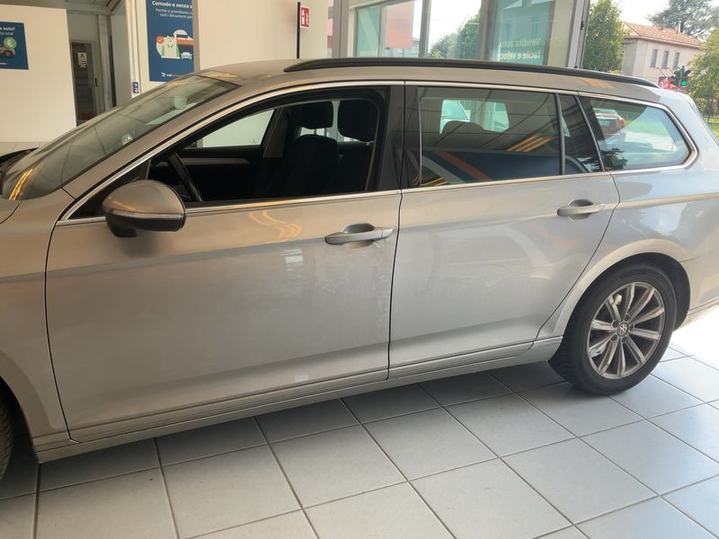 Volkswagen Passat 2.0 TDI Business Line BlueMotion Tech 2015 – снимка 4