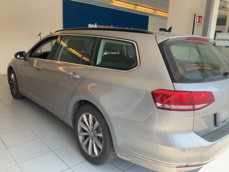 Volkswagen Passat 2.0 TDI Business Line BlueMotion Tech 2015 – снимка 6