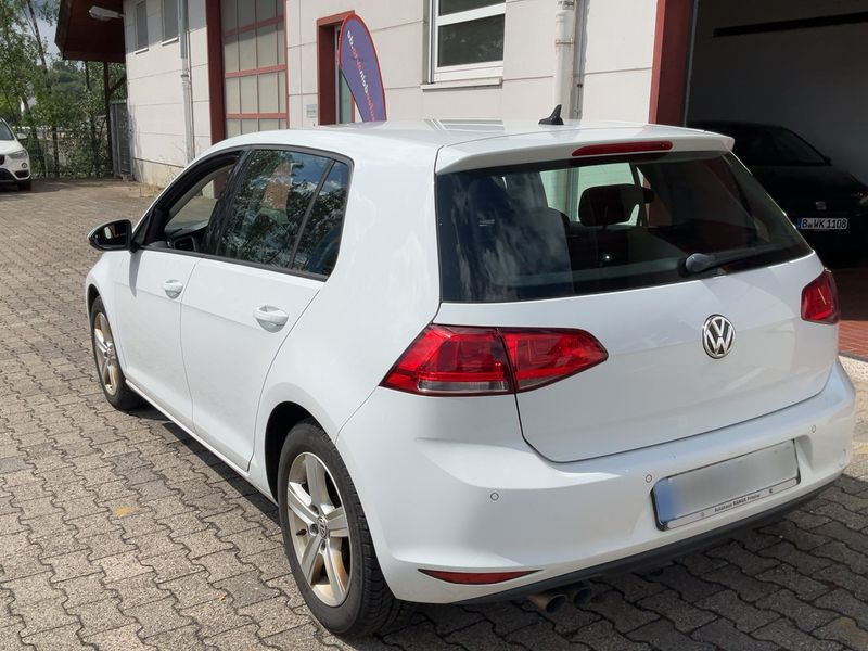 Volkswagen Golf VII 2.0 TDI Comfortline BlueMotion Tech 2014 – снимка 6