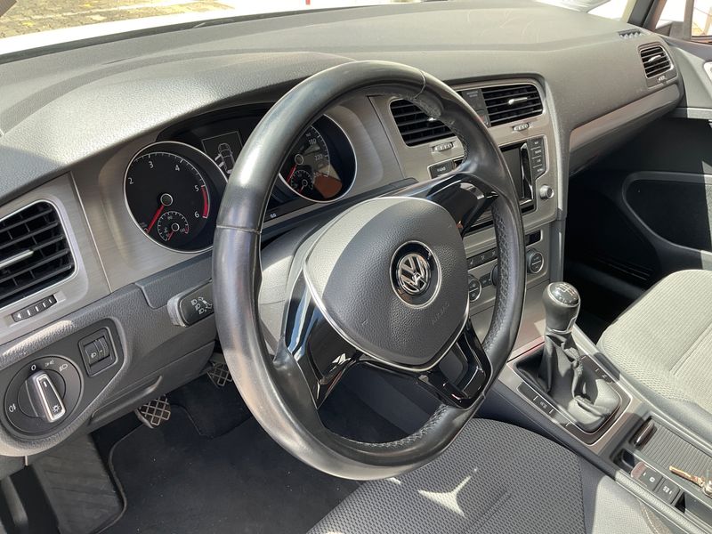 Volkswagen Golf VII 2.0 TDI Comfortline BlueMotion Tech 2014 – снимка 28