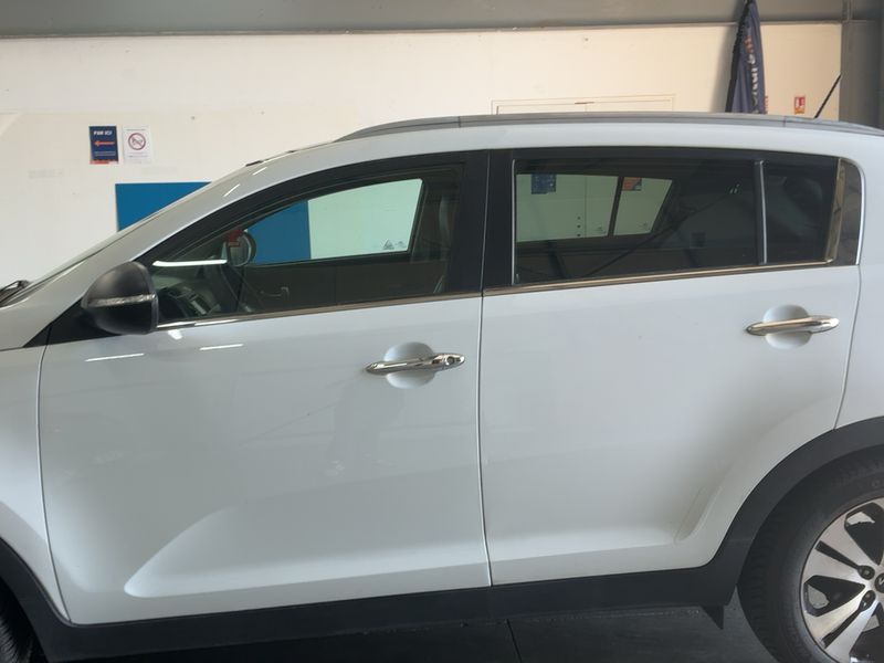 Kia Sportage 1.7 CRDi Premium 2WD 2012 – снимка 4