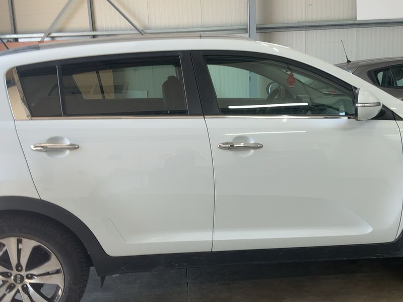 Kia Sportage 1.7 CRDi Premium 2WD 2012 – снимка 10