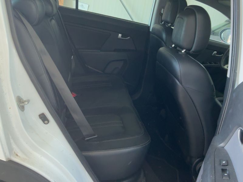 Kia Sportage 1.7 CRDi Premium 2WD 2012 – снимка 19