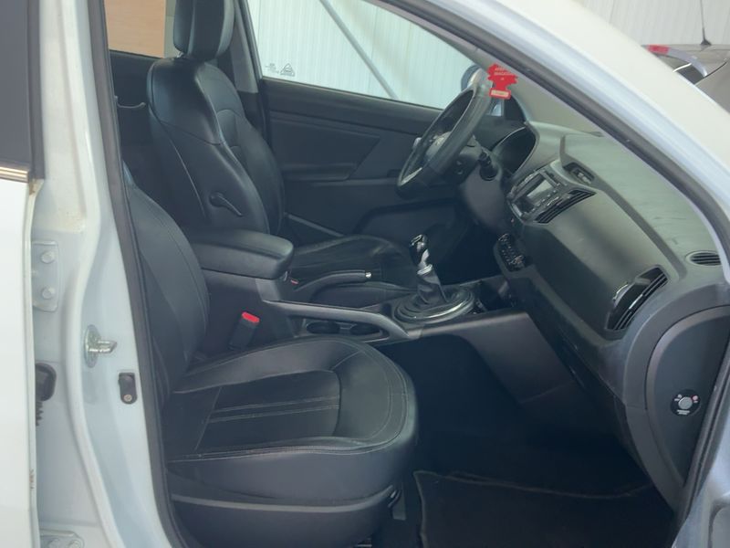 Kia Sportage 1.7 CRDi Premium 2WD 2012 – снимка 16