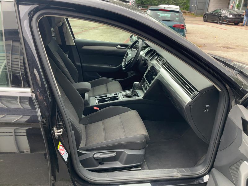 Volkswagen Passat 2.0 TDI Comfortline BlueMotion Tech 2017 – снимка 16