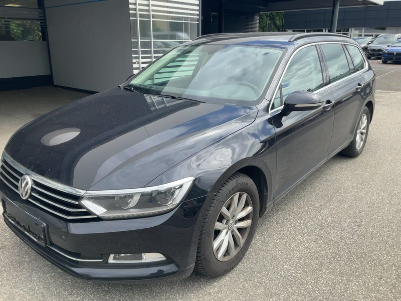 Volkswagen Passat 2.0 TDI Comfortline BlueMotion Tech 2017 – снимка 1