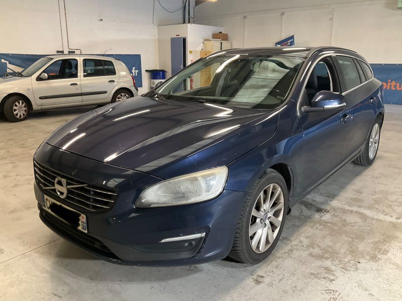 Volvo V60 2.0 D3 Momentum 2013 – снимка 1