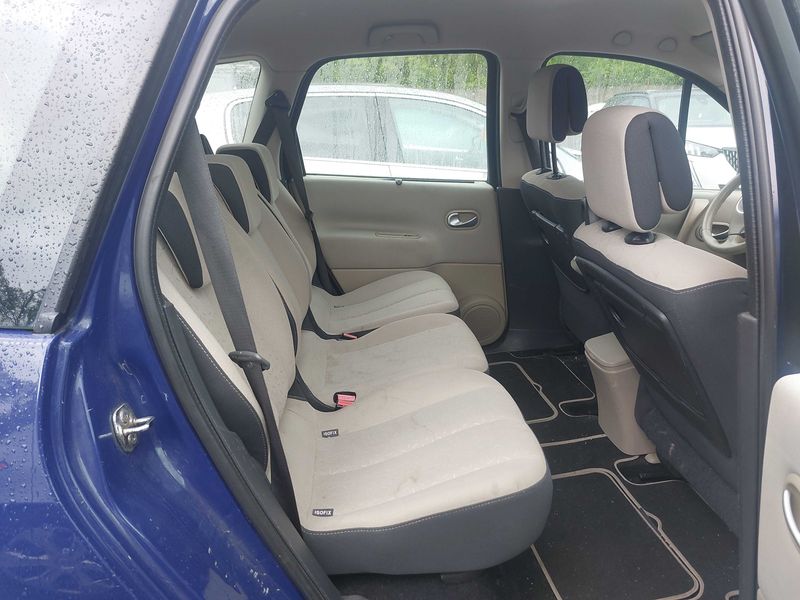 Renault Grand Scenic 1.5 dCi Carminat 2009 – снимка 14