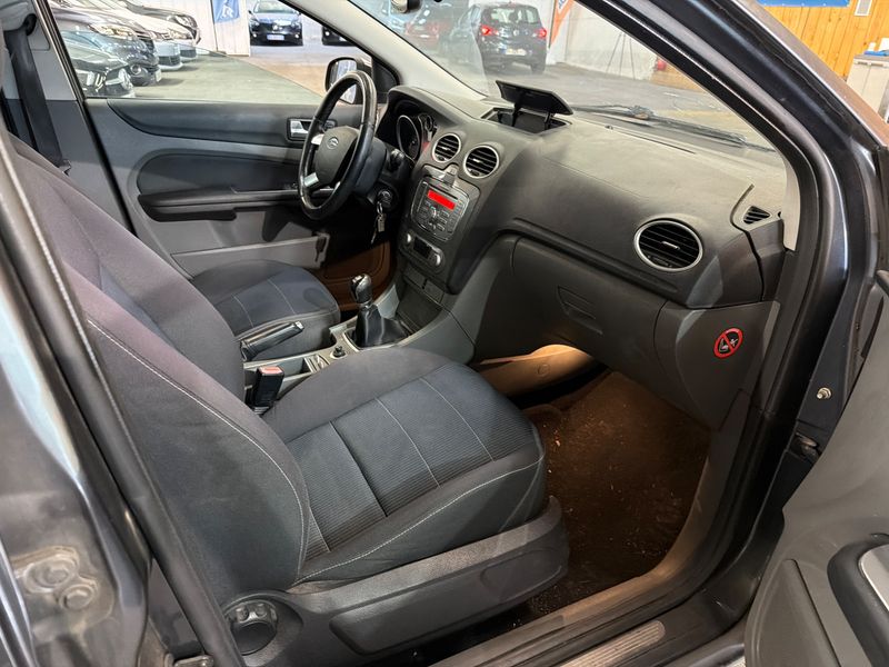 Ford Focus 1.8 TDCi Titanium 2008 – снимка 3
